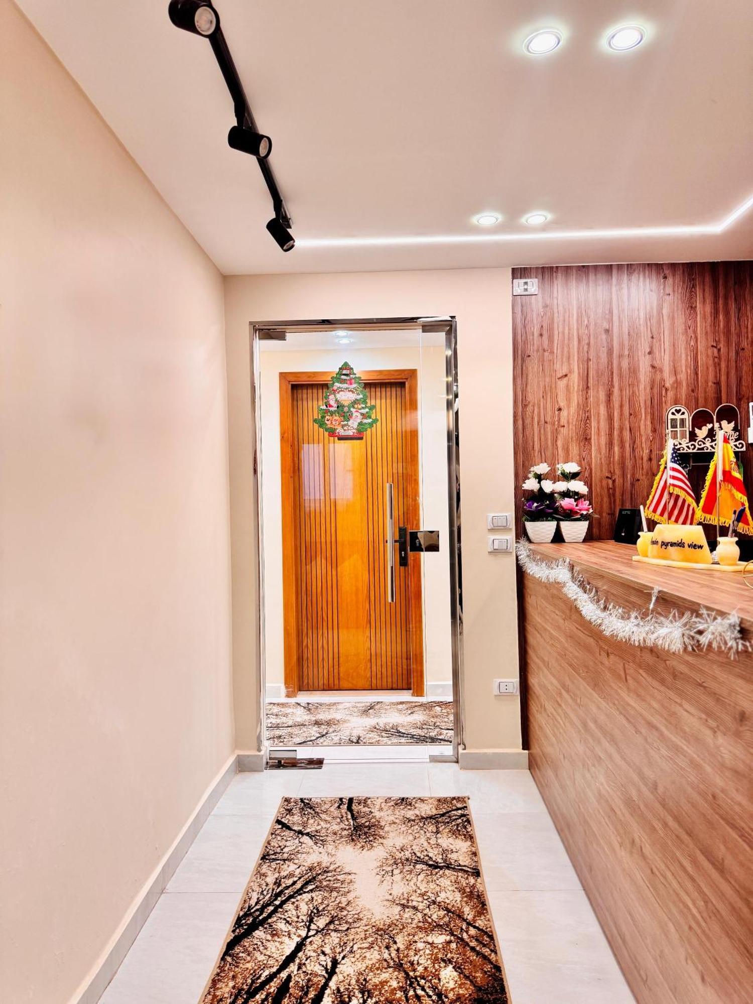 Oro Pyramids View Hotel 3*