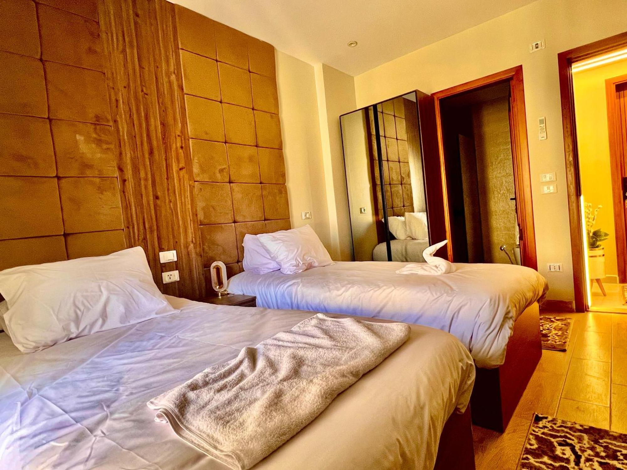 Hotel Oro Pyramids View Cairo