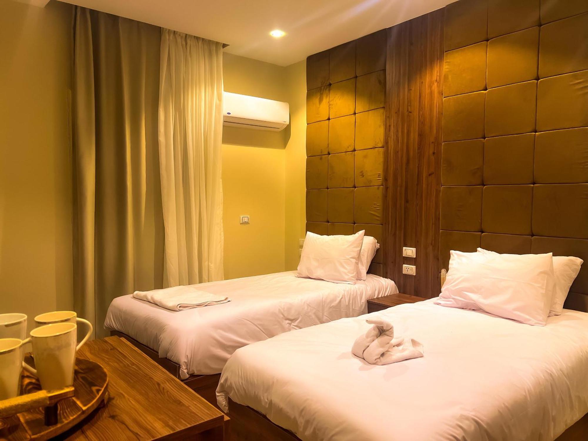 Oro Pyramids View Hotel Cairo